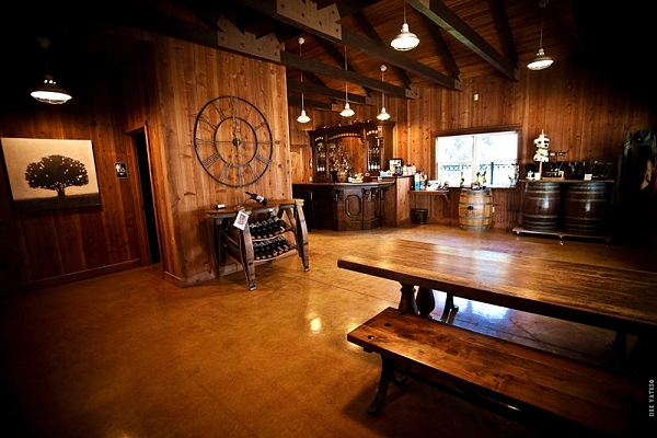 Oak Farm Vineyards Tasting Room